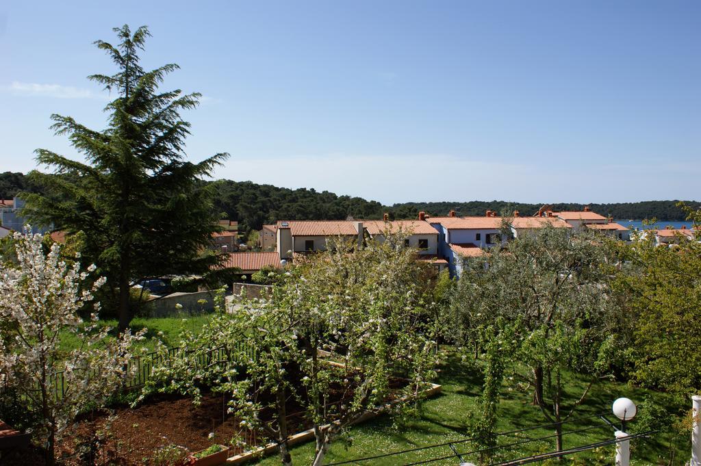 Apartments Cezar Vinkuran Kültér fotó