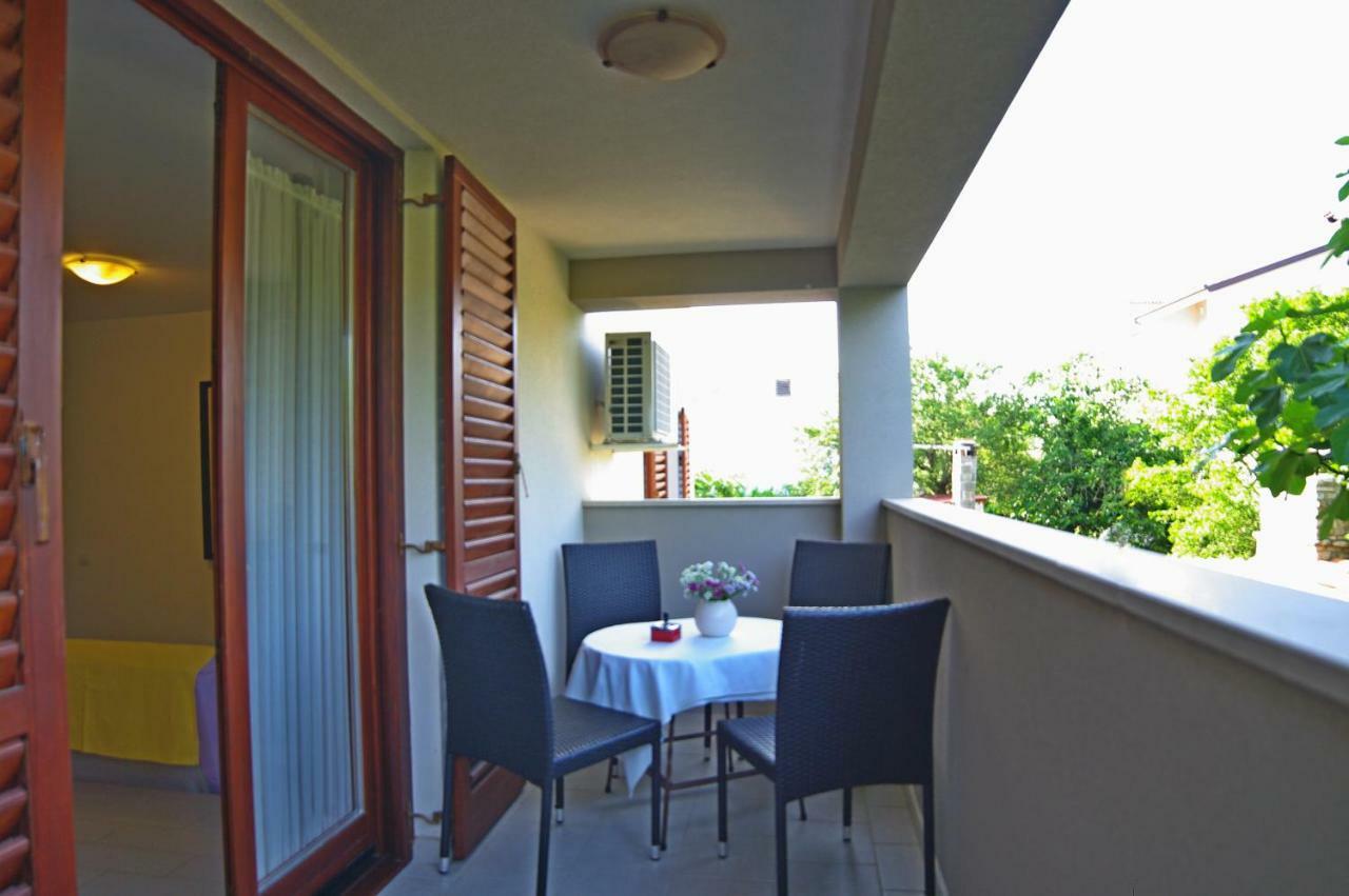 Apartments Cezar Vinkuran Kültér fotó